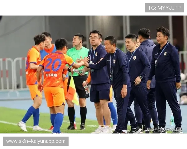 亚冠淘汰赛：日韩大战踢出新仇旧恨